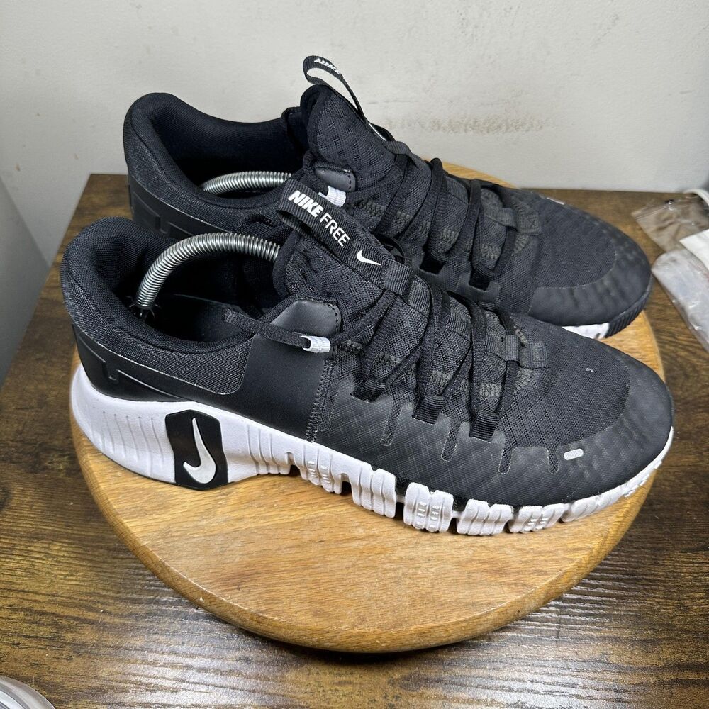 Nike Free Metcon 5 Shoes Mens Size 13 Black White Training Running FN6616-002